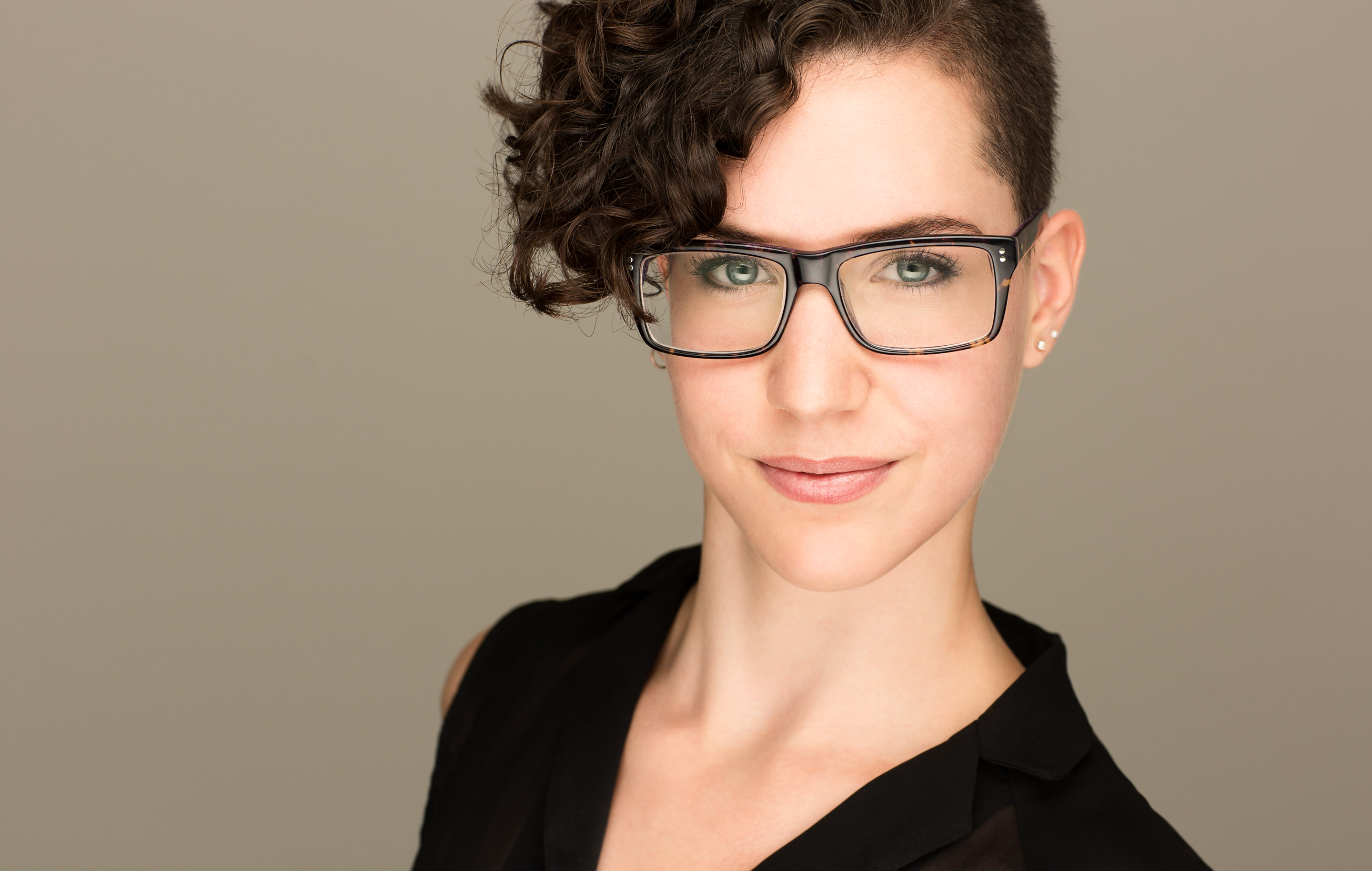 Headshots Simone Sommer — Frame 2