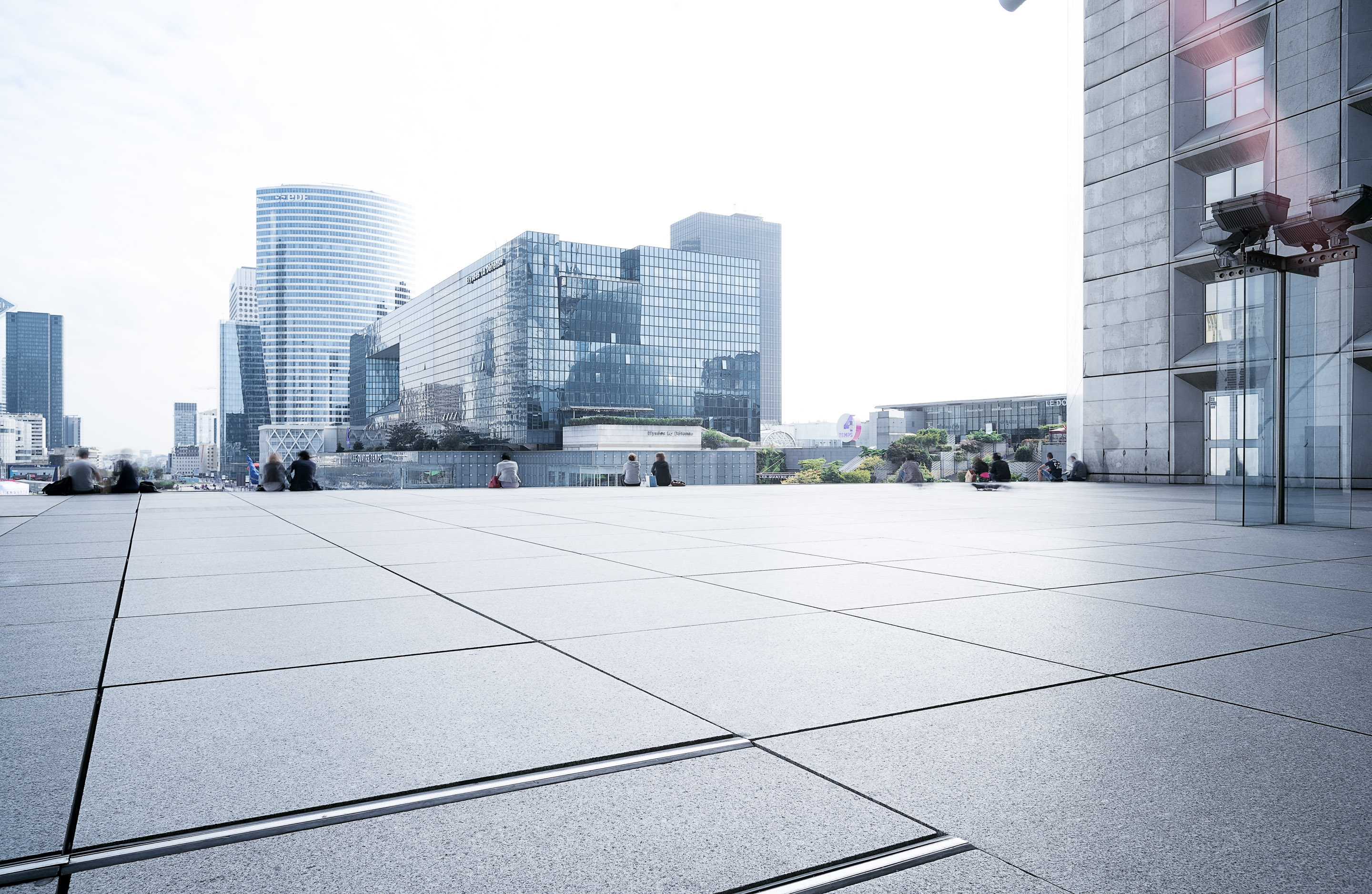 Paris - La Défense — Frame 40