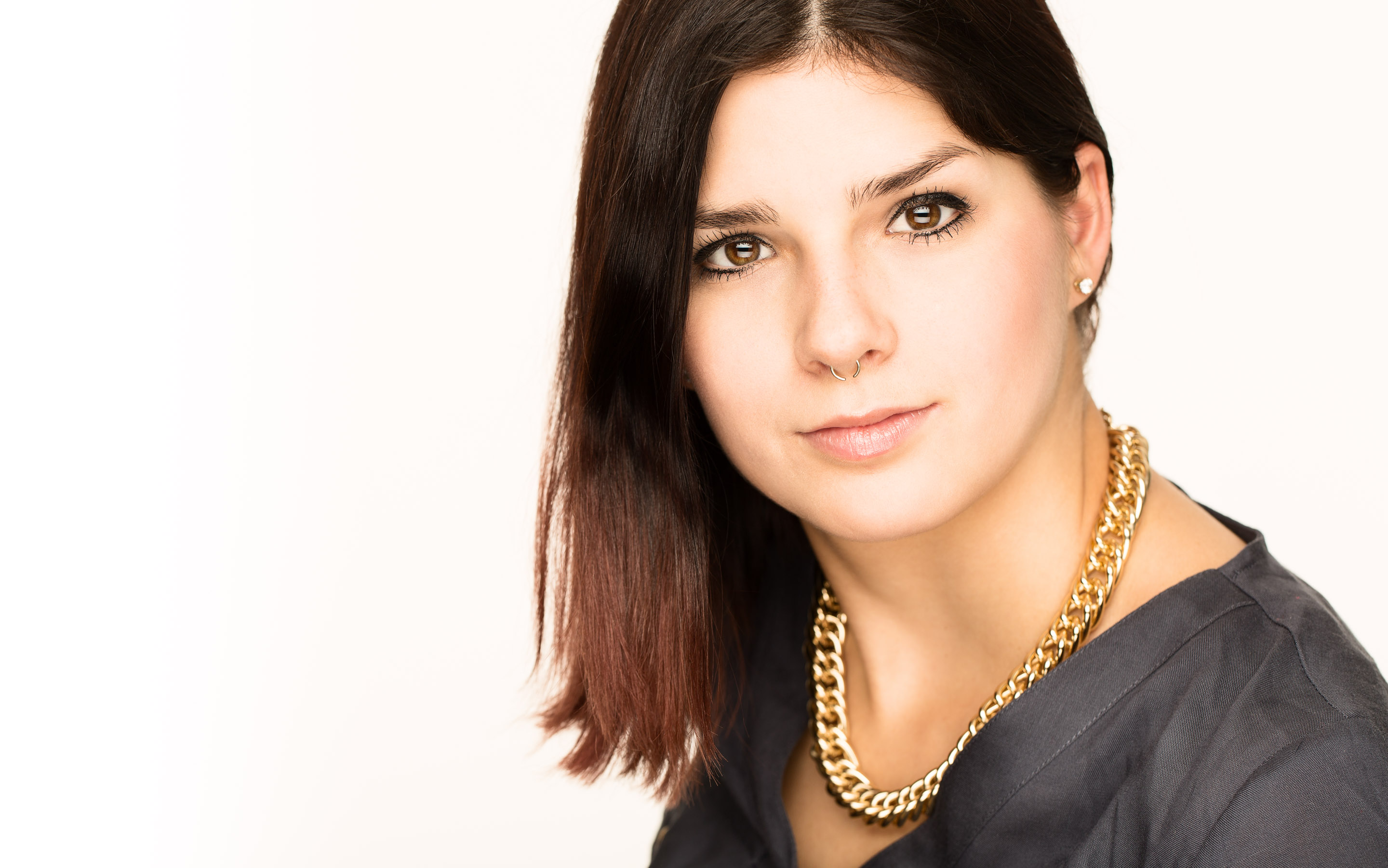 Headshots Alexandra Klaus — Frame 2