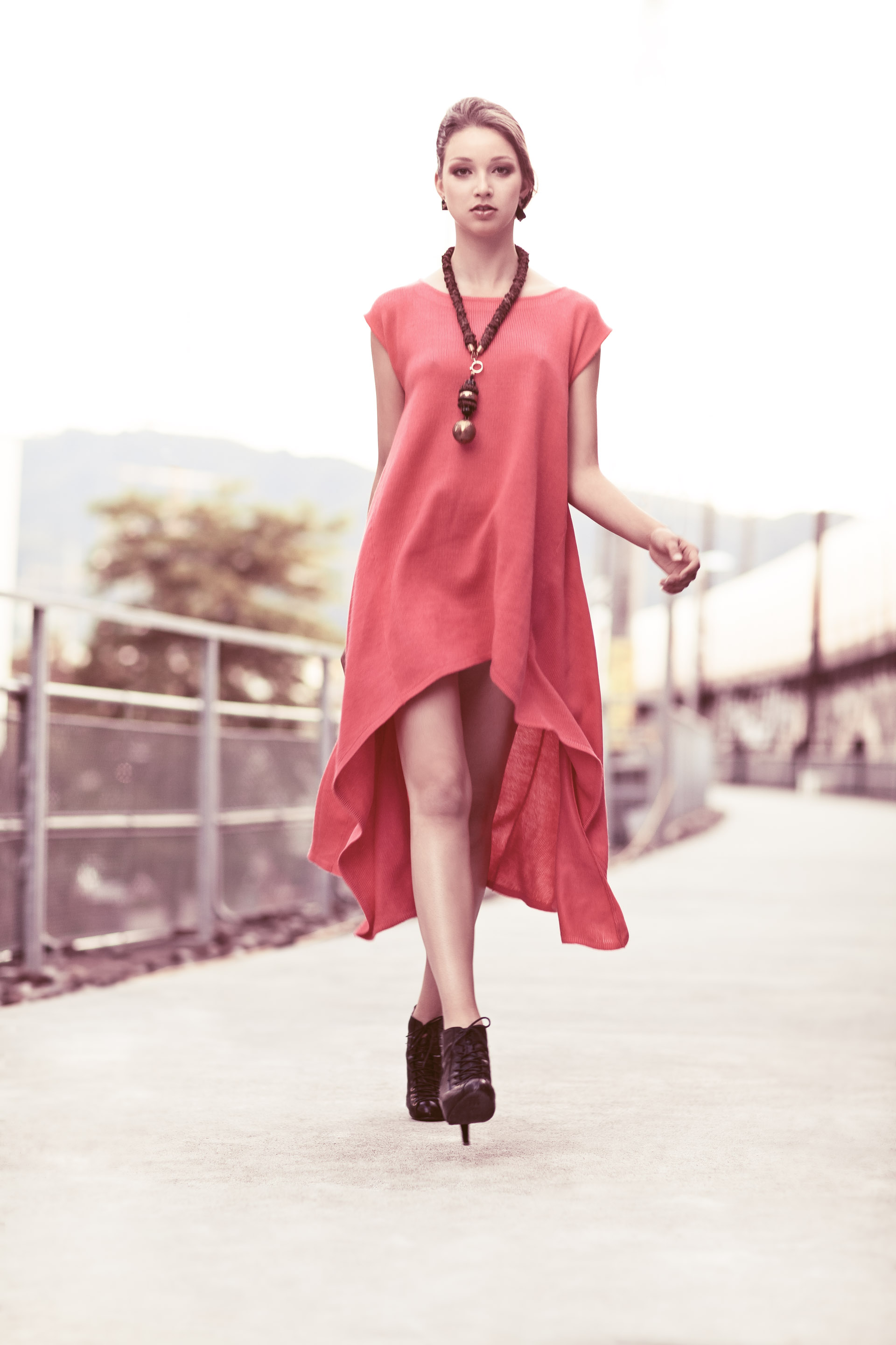 Artist in Wonderland — Frame 2