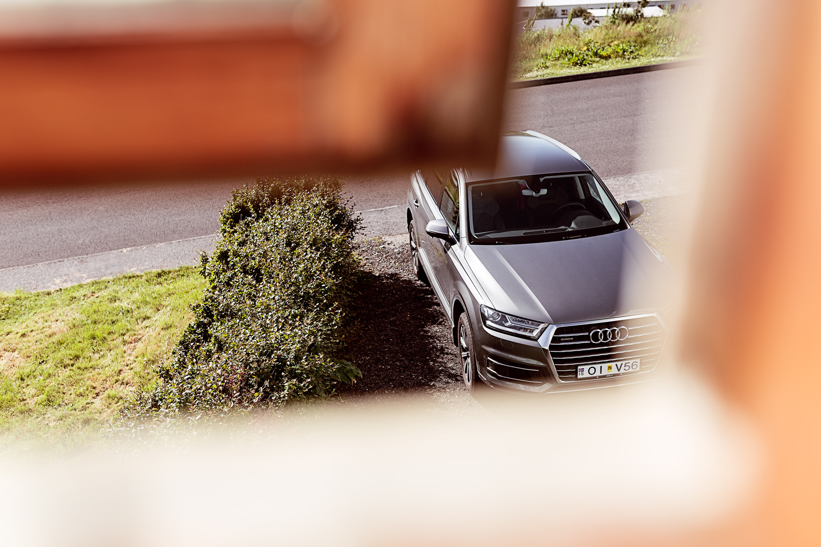 Island - Audi Q3 und Q7 — Frame 108