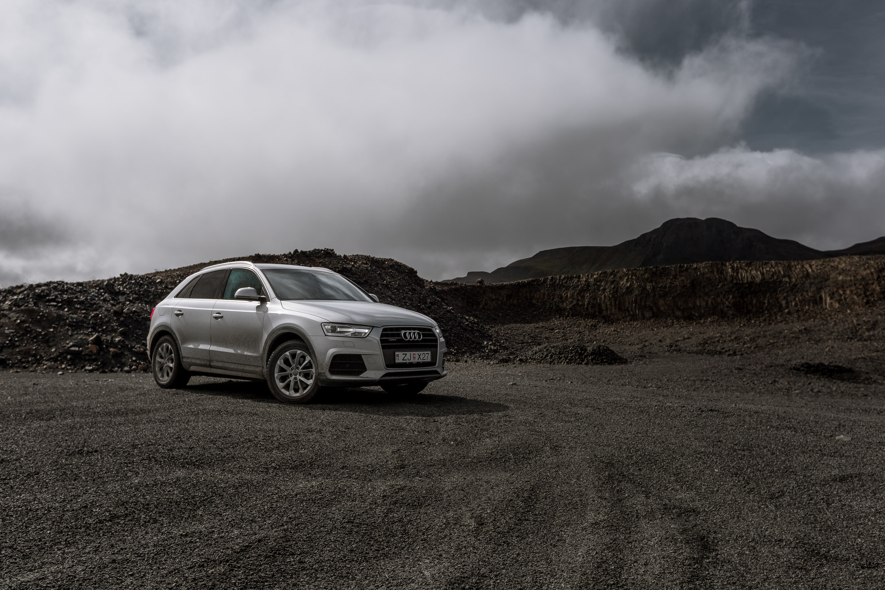Island - Audi Q3 und Q7 — Frame 63