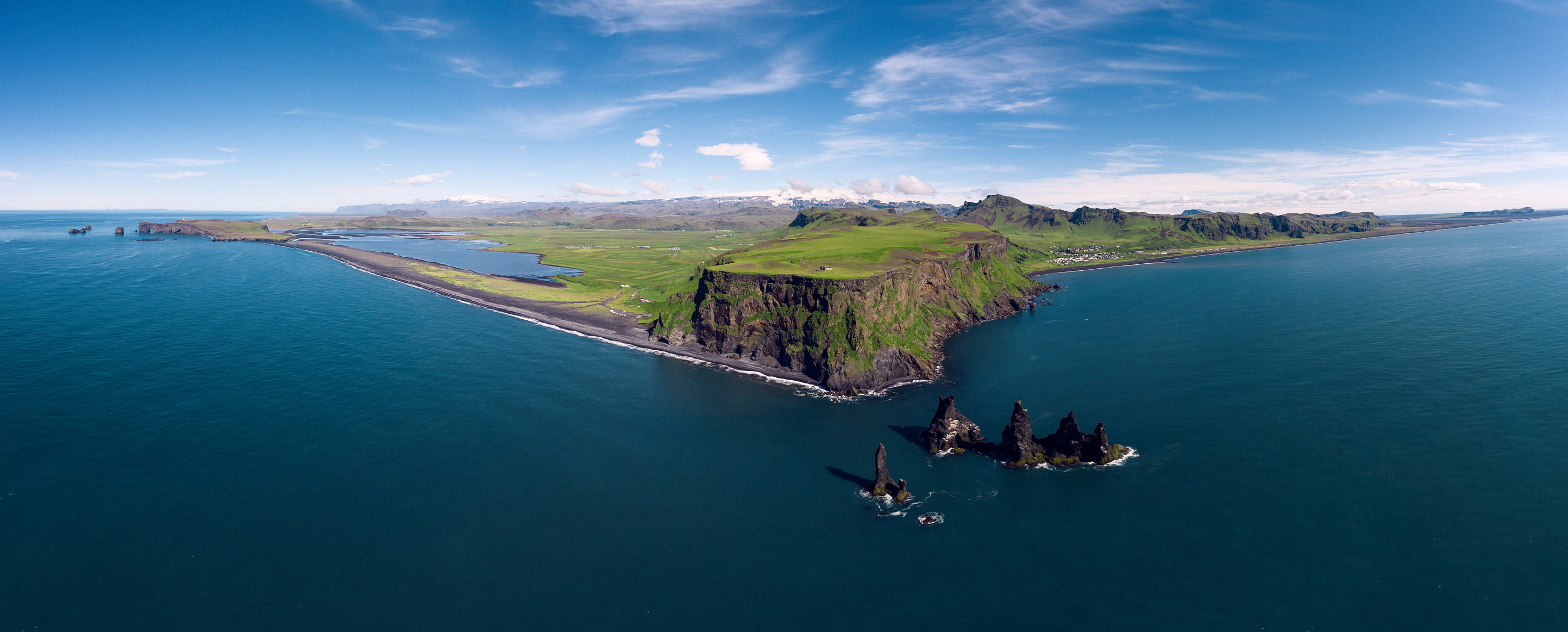 Island - Audi Q3 und Q7 — Frame 112