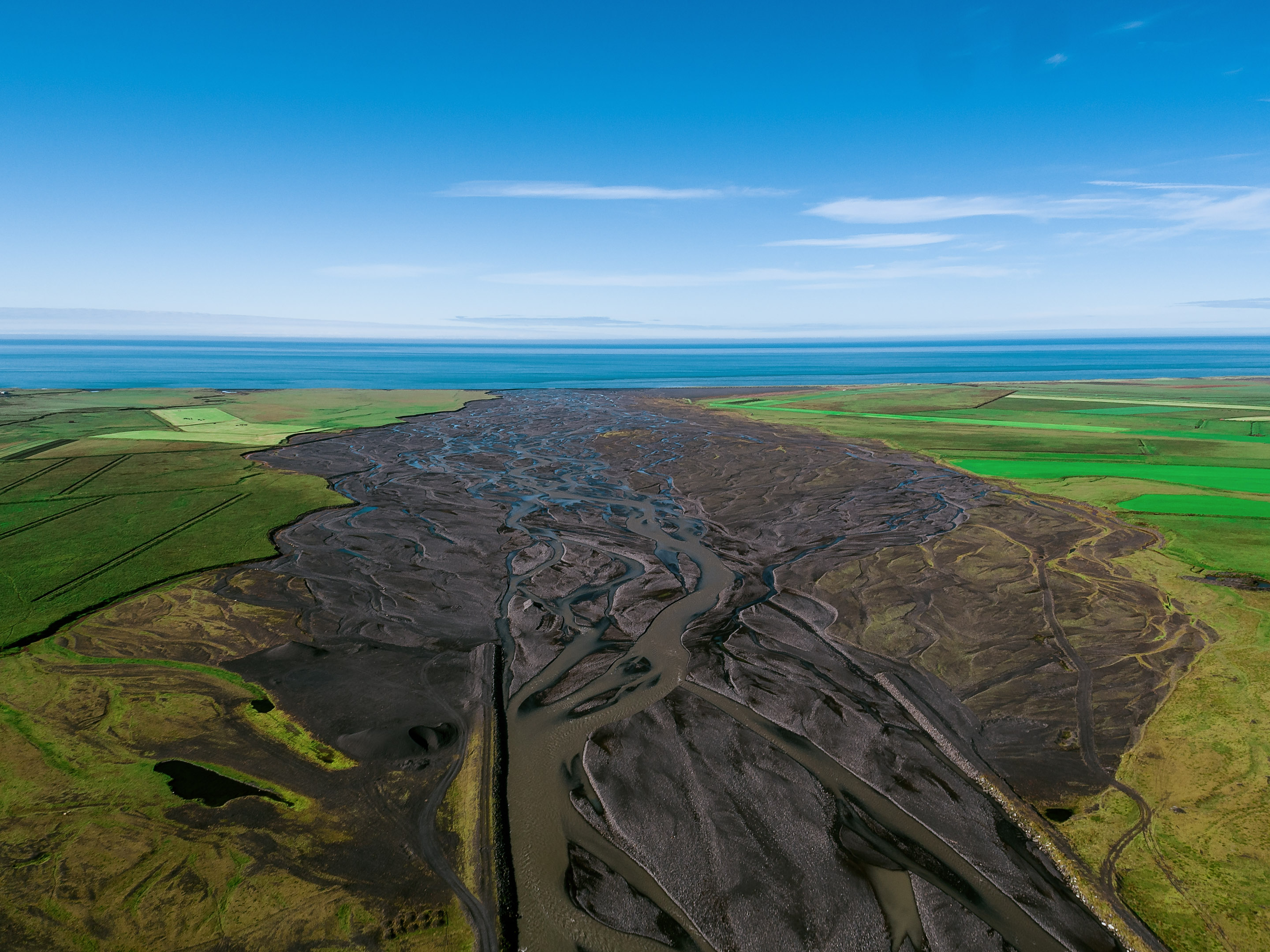 Island - Audi Q3 und Q7 — Frame 109