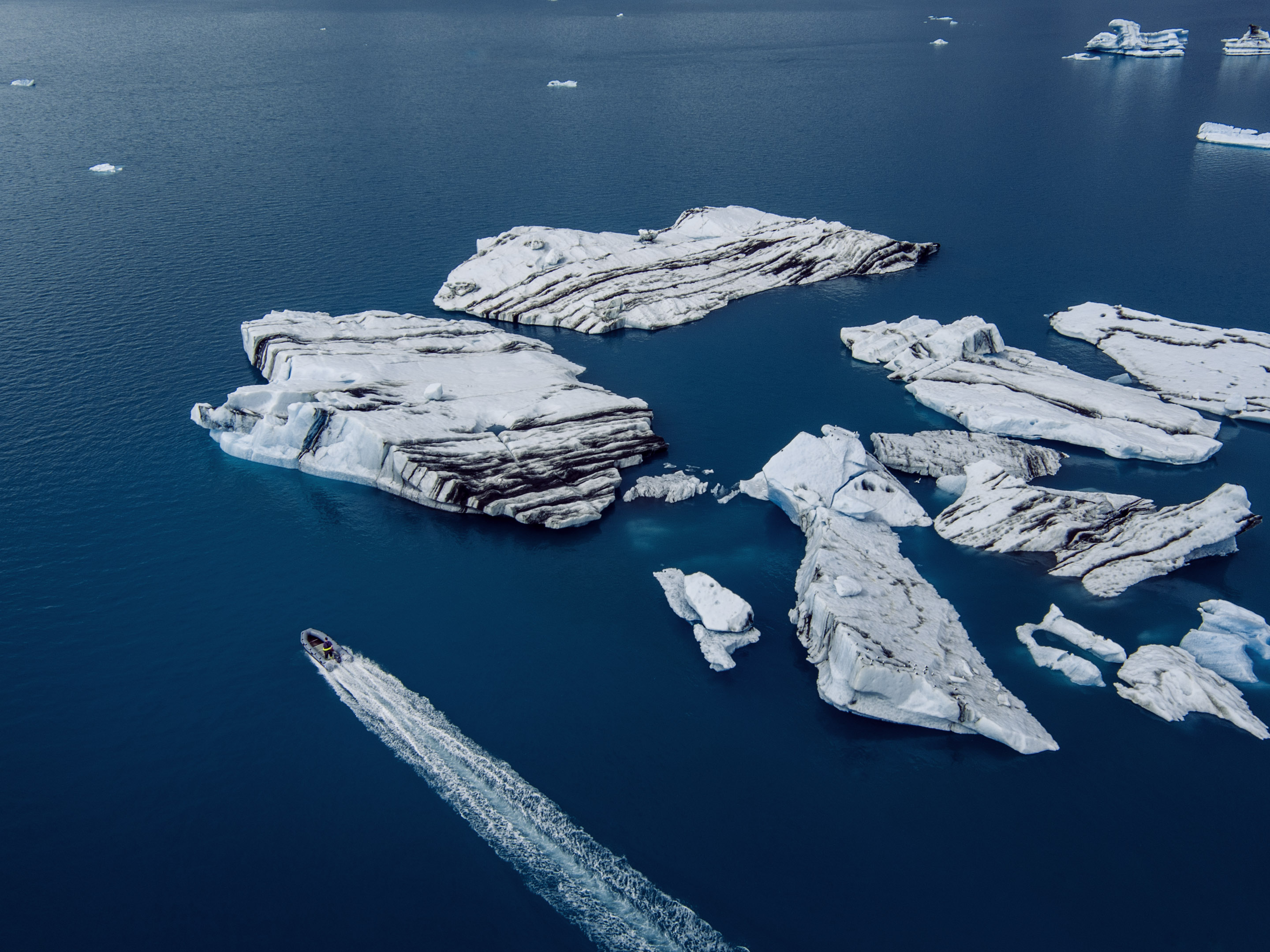 Island - Audi Q3 und Q7 — Frame 91