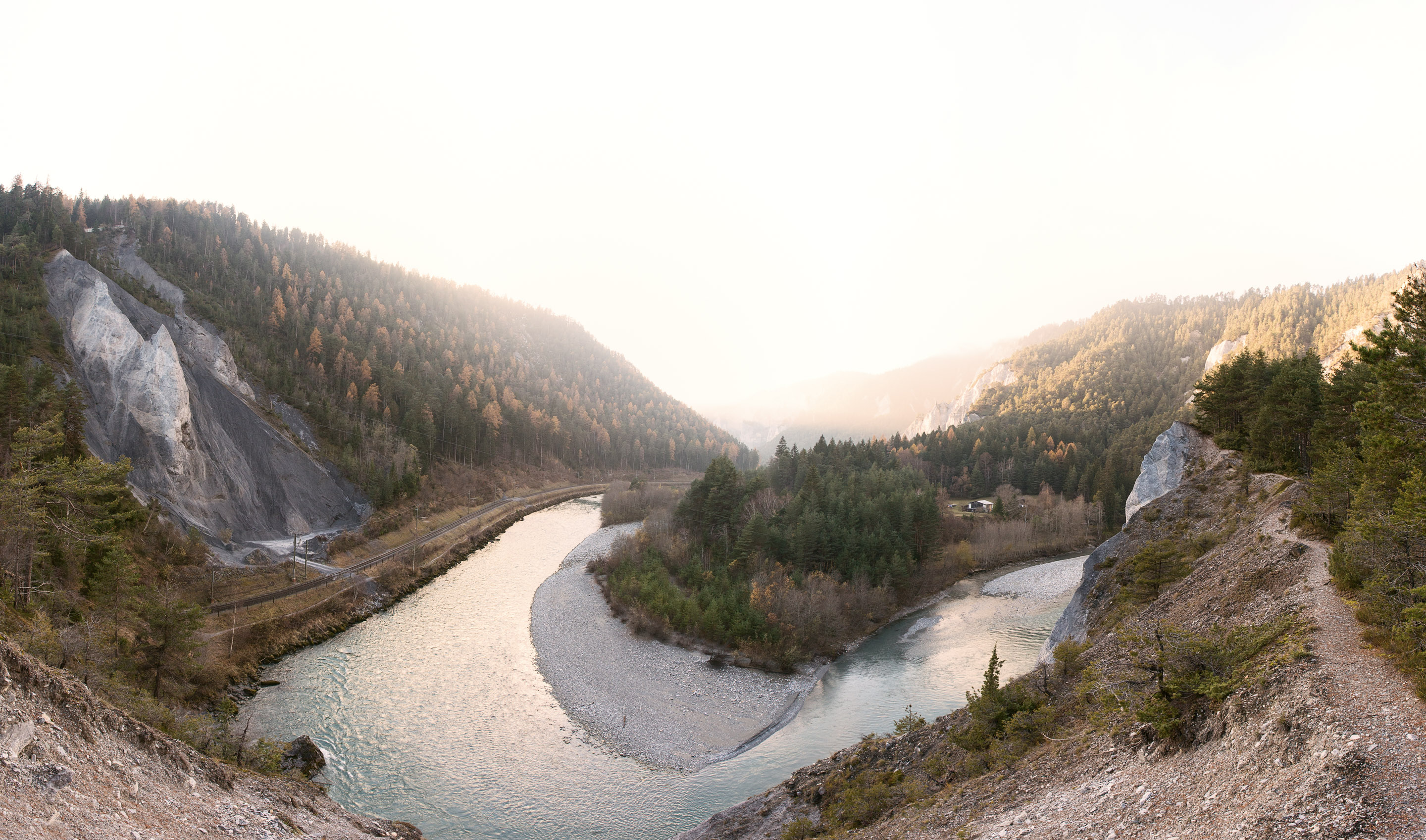 Schweiz - Rheinschlucht bei Laax — Frame 1