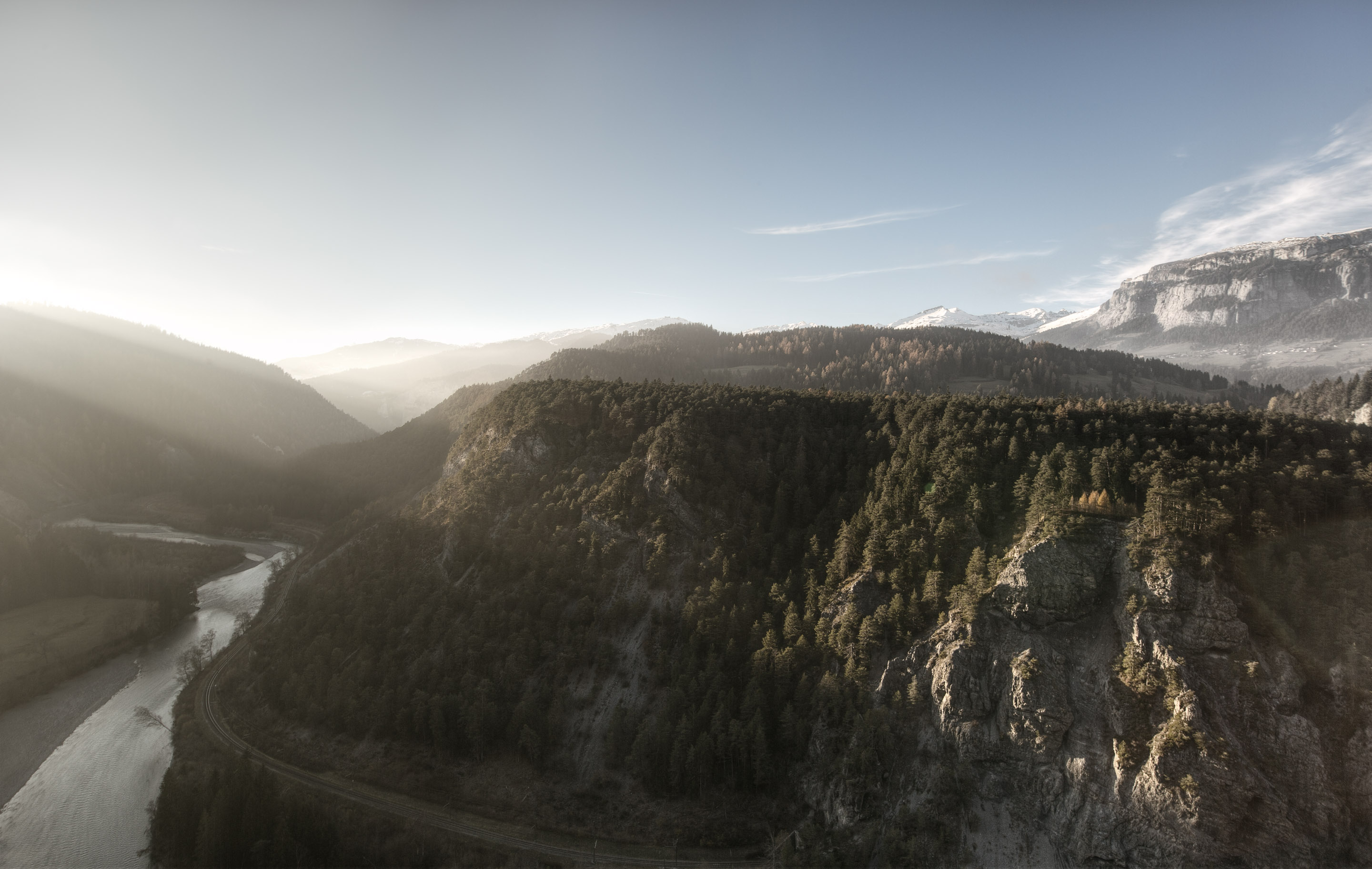 Schweiz - Rheinschlucht bei Laax — Frame 2
