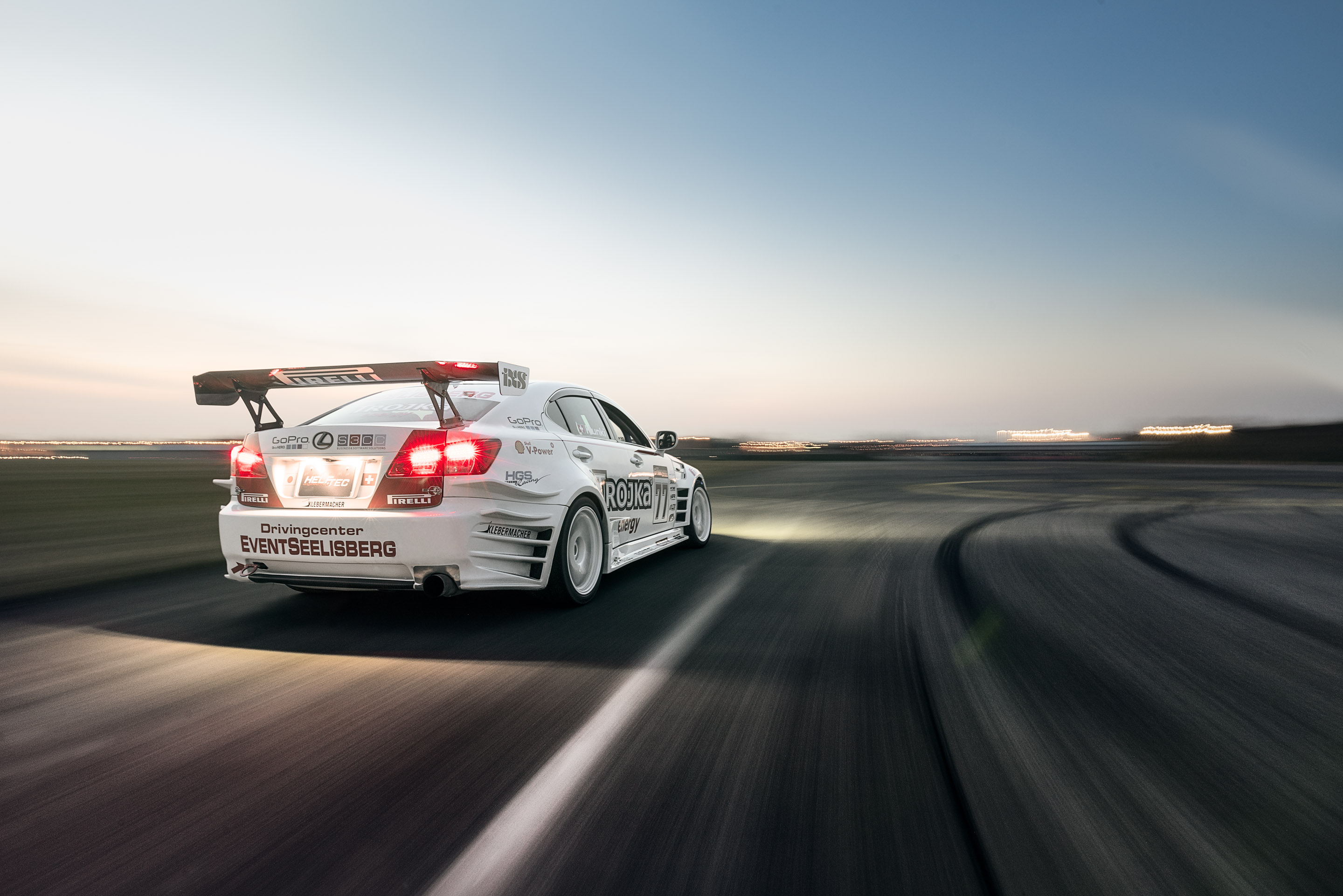 Schweiz - Flugplatz Dübendorf - Lexus IS250 — Frame 2