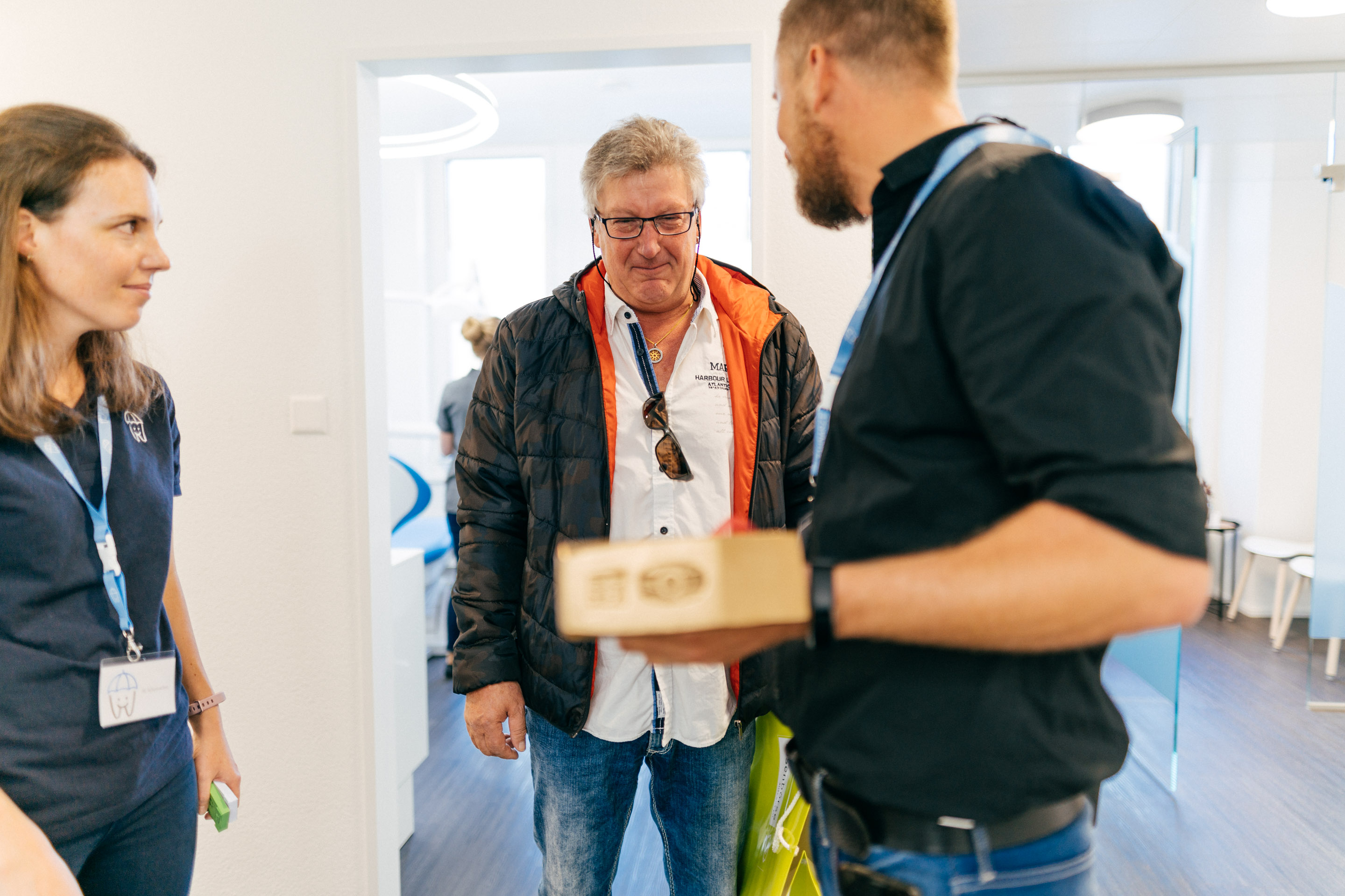 Eröffnung Zahnarztpraxis Schumacher in Malters — Frame 65