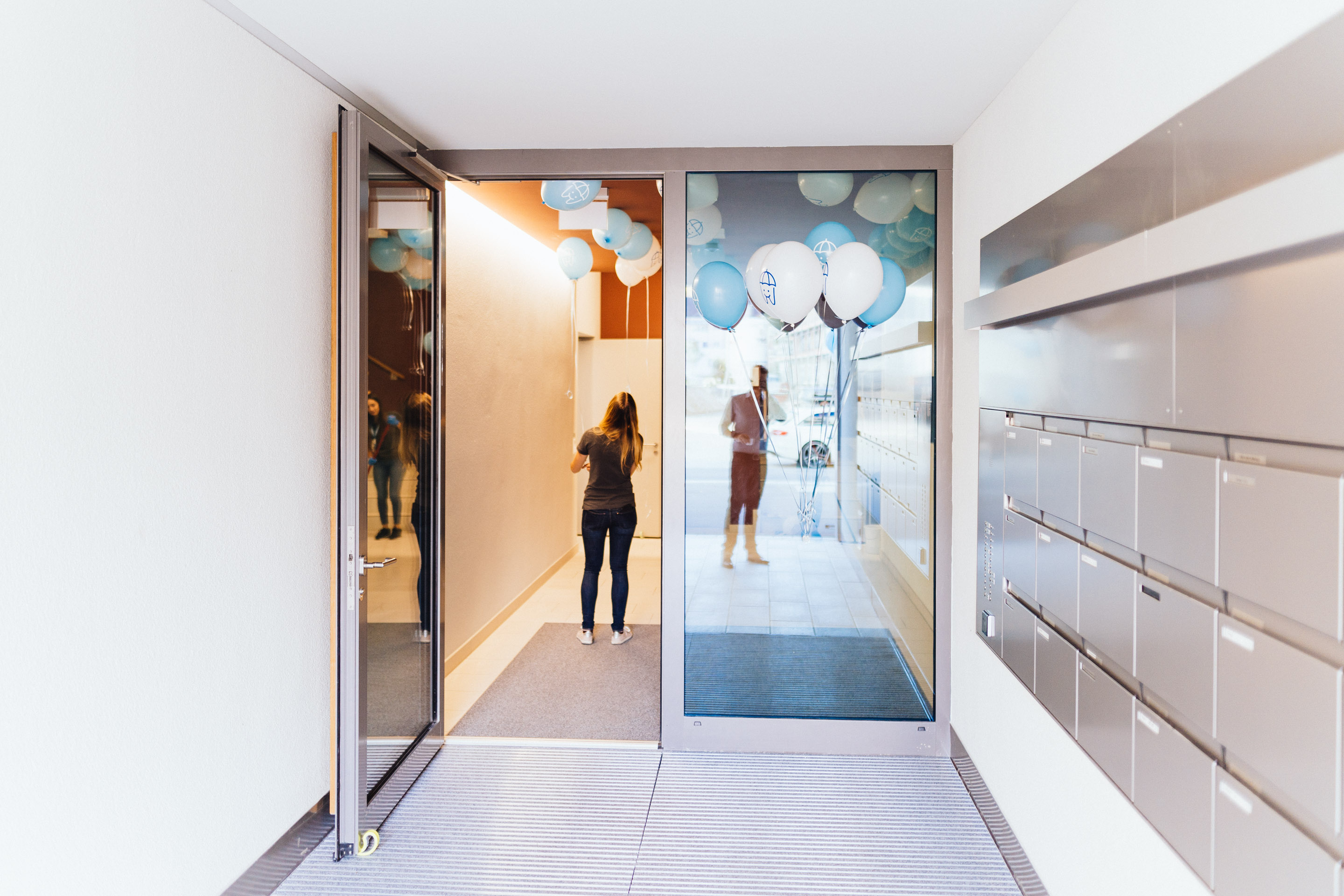 Eröffnung Zahnarztpraxis Schumacher in Malters — Frame 100