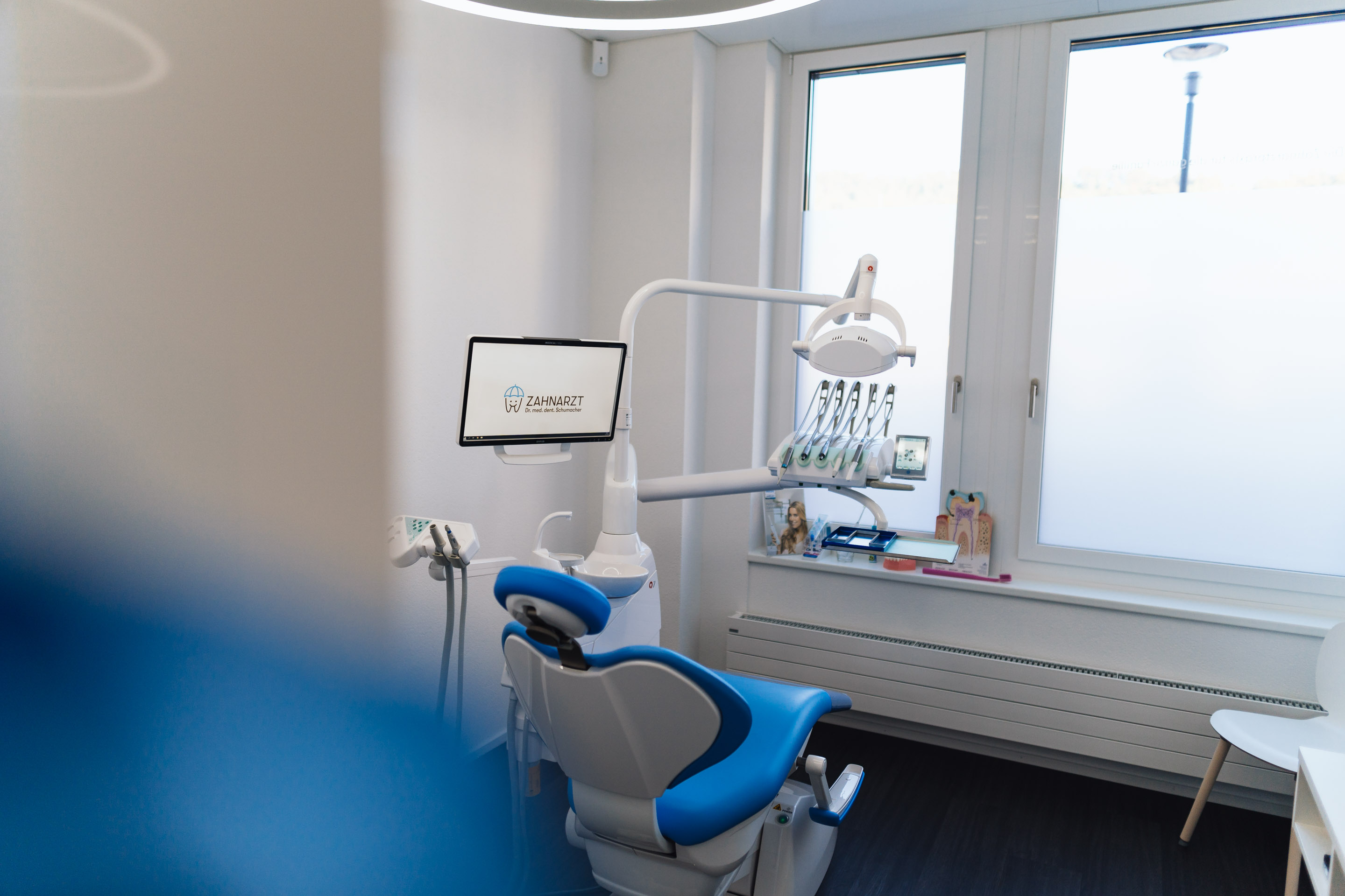 Eröffnung Zahnarztpraxis Schumacher in Malters — Frame 114