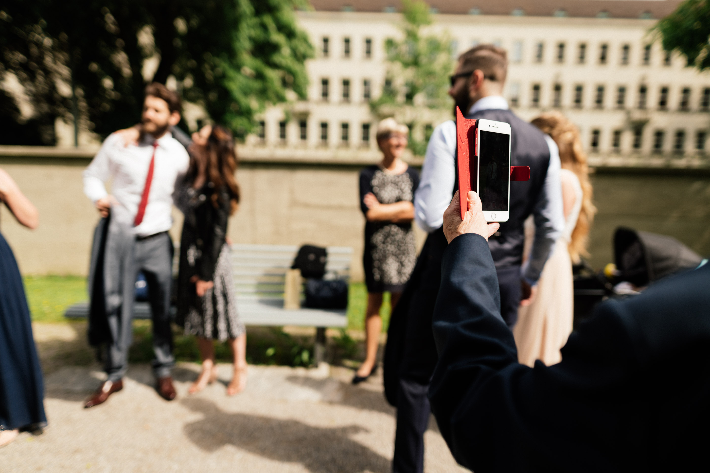 Zivile Trauung Rahel und Claudio — Frame 52