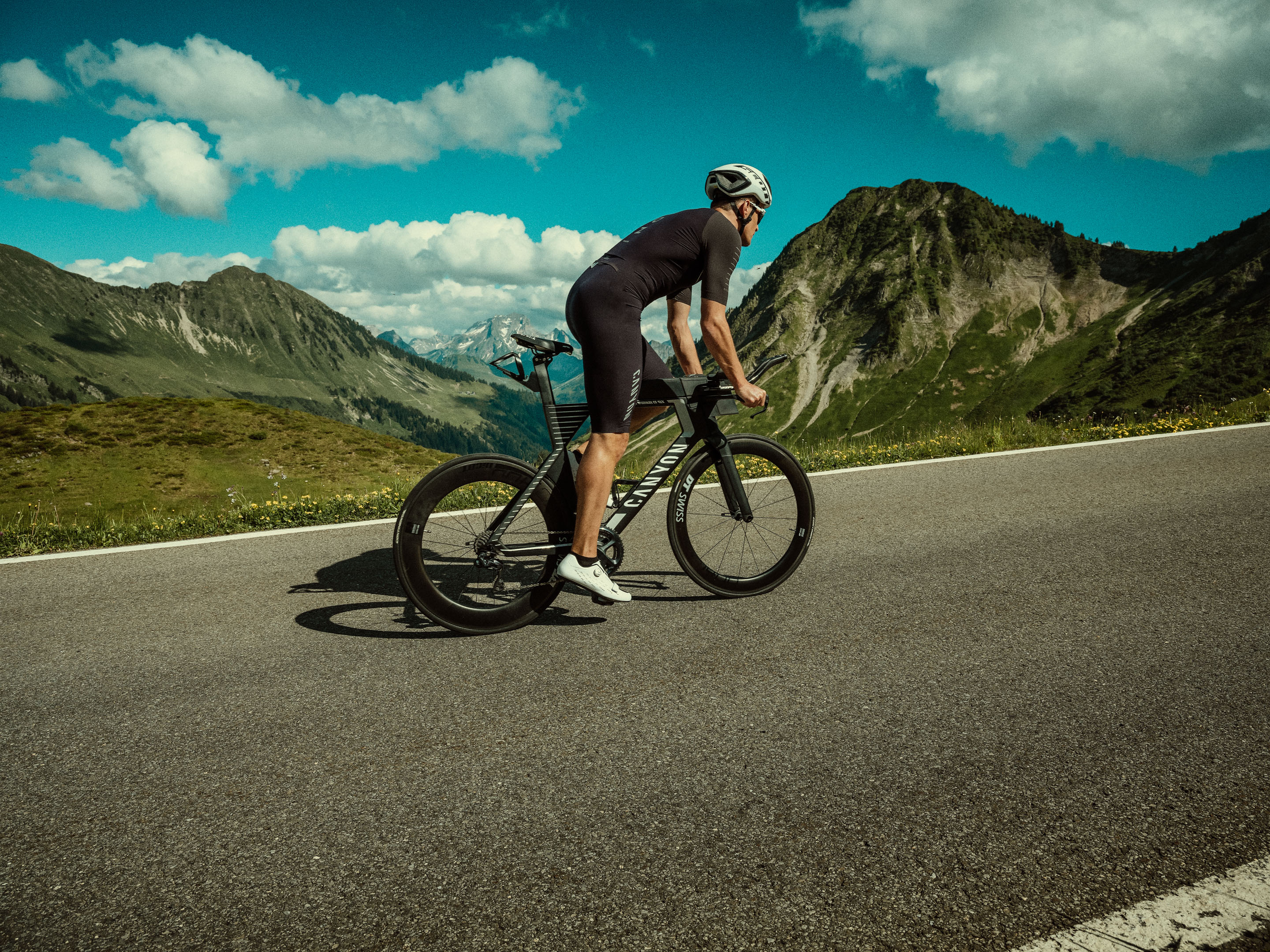 Patrick Lehmann Lifestyle - Shoot by Erik Bont — Frame 5